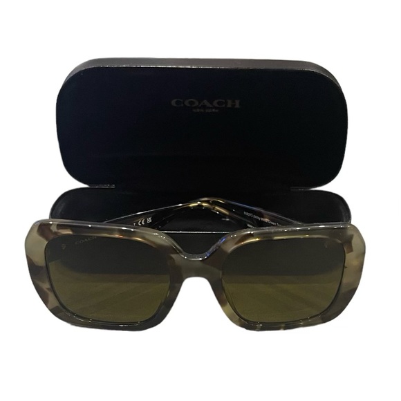 Coach Milky Moss Green Tortoise 53mm square sunglasses HC8329U New with case - Picture 4 of 10